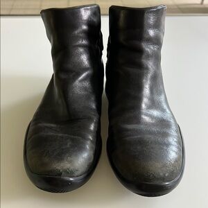 Women's vintage Prada booties size 38